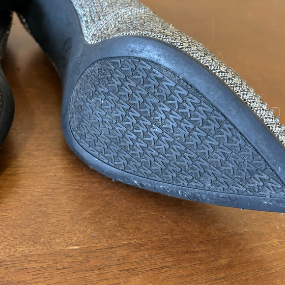 Size 7.5 Michael Kors Silver Alina Flex Crystal Embellishment Pumps, Rhinestone - Picture 13 of 17
